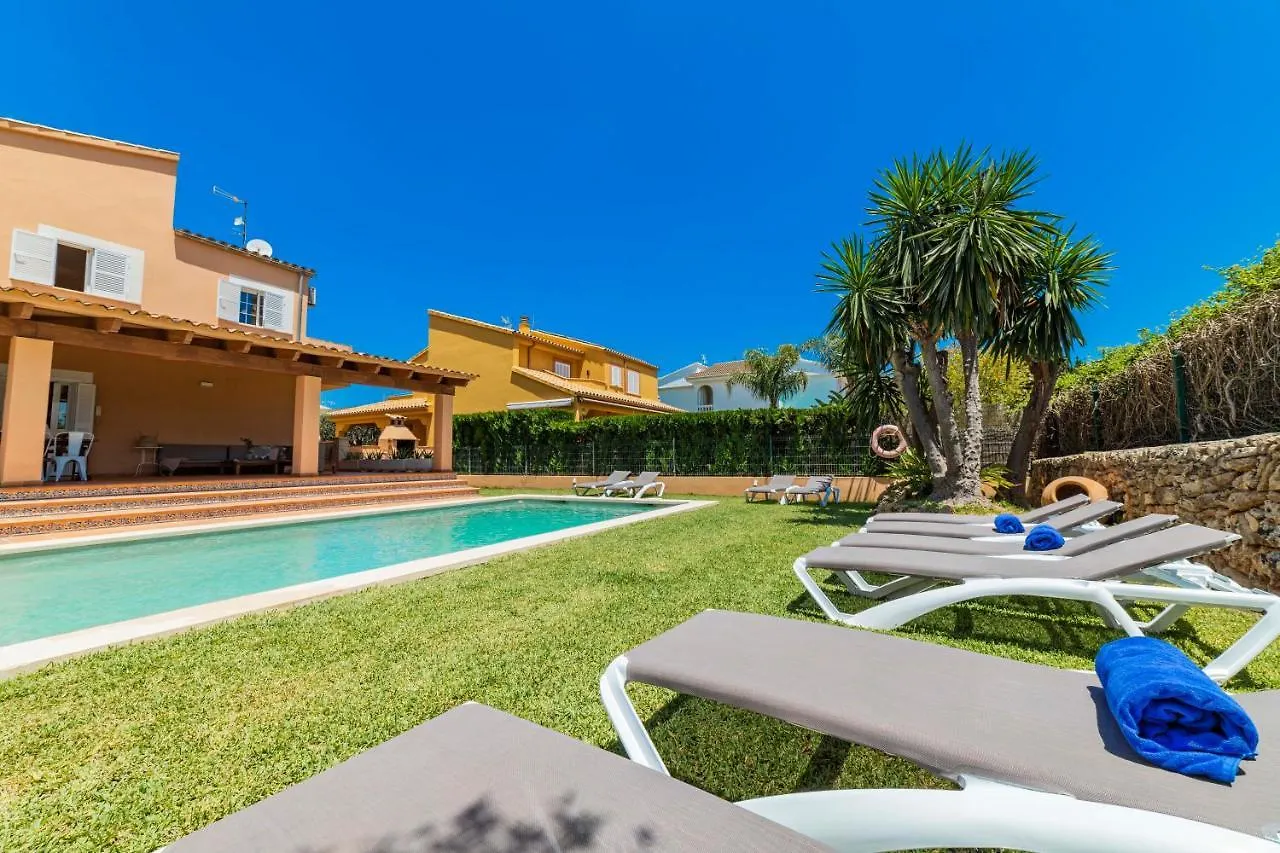 Villa Joana Barcares For 10 With Swimming Pool Alcudia
