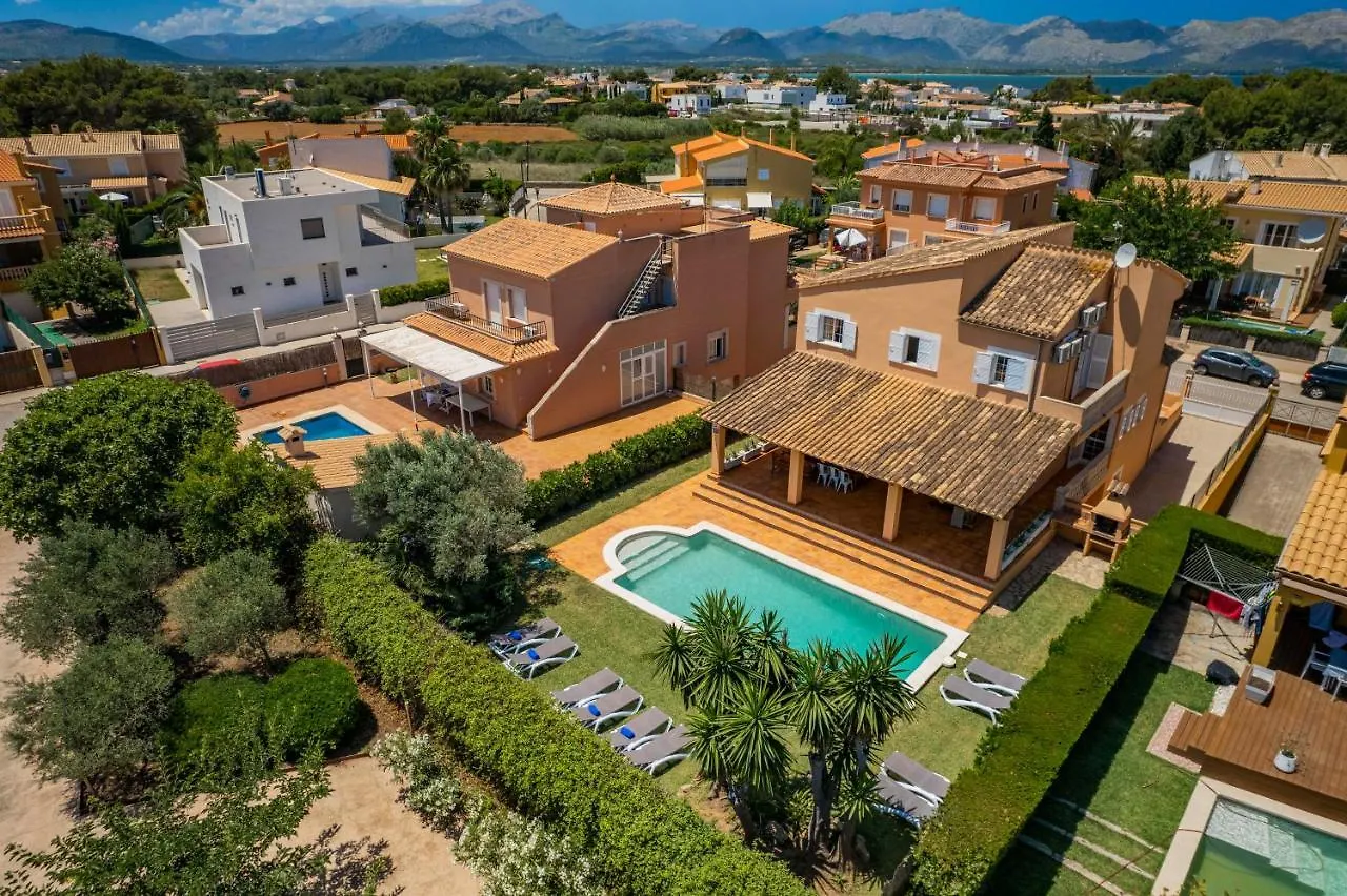 Villa Joana Barcares For 10 With Swimming Pool Alcudia