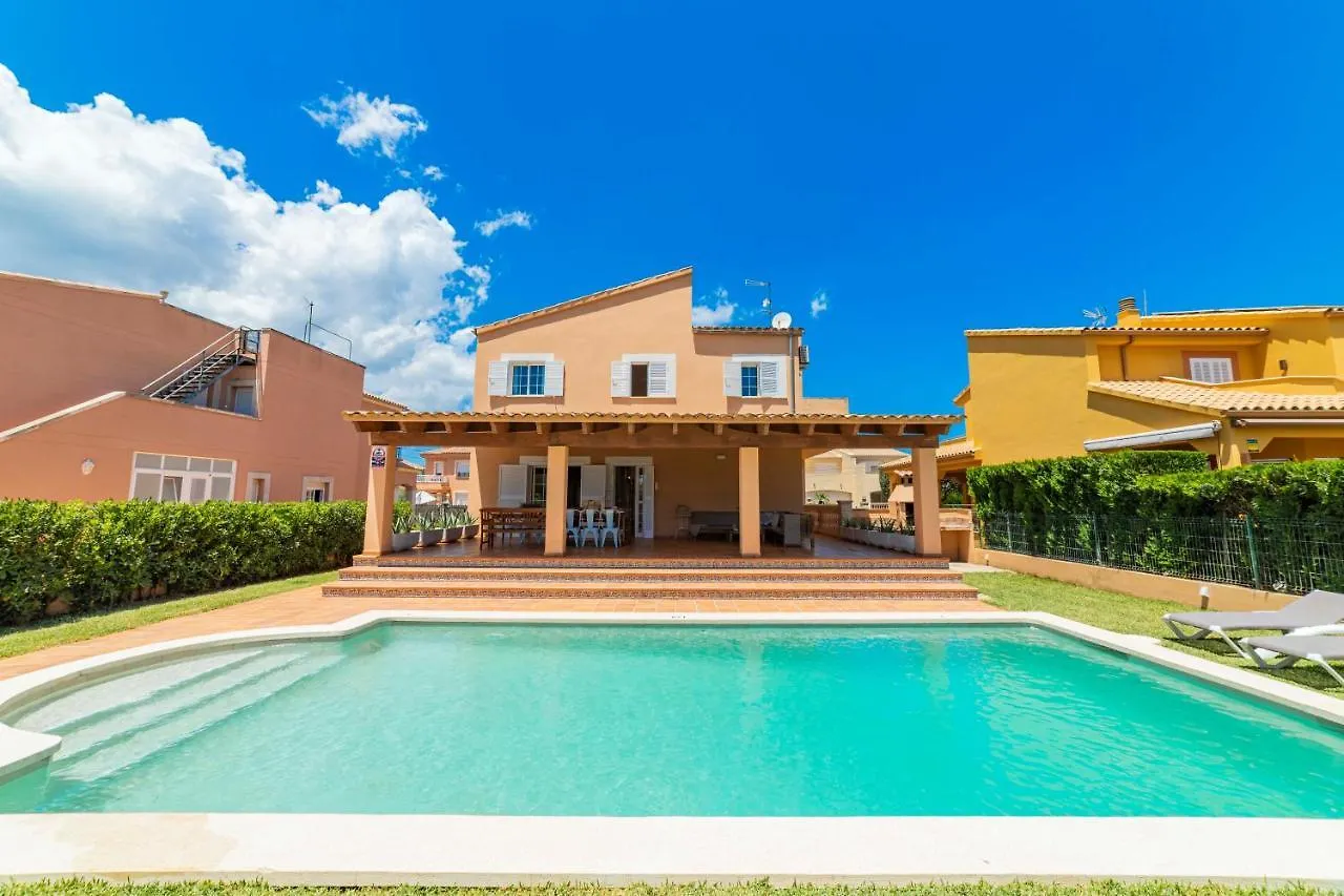 Villa Joana Barcares For 10 With Swimming Pool Alcudia