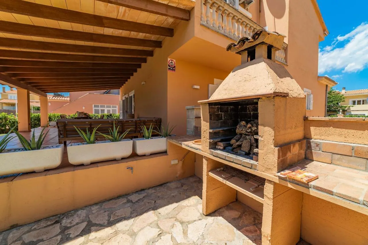 Villa Joana Barcares For 10 With Swimming Pool Alcudia