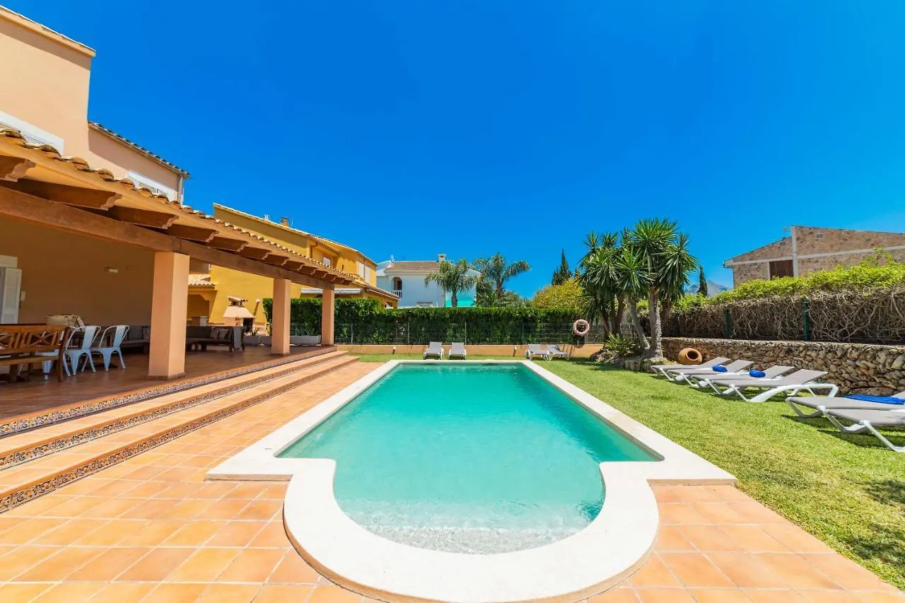 Villa Joana Barcares For 10 With Swimming Pool Alcudia