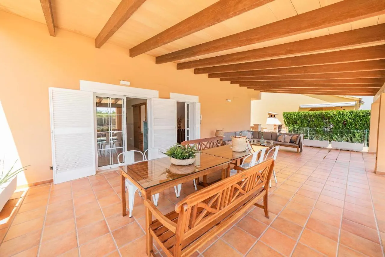 Villa Joana Barcares For 10 With Swimming Pool Alcudia